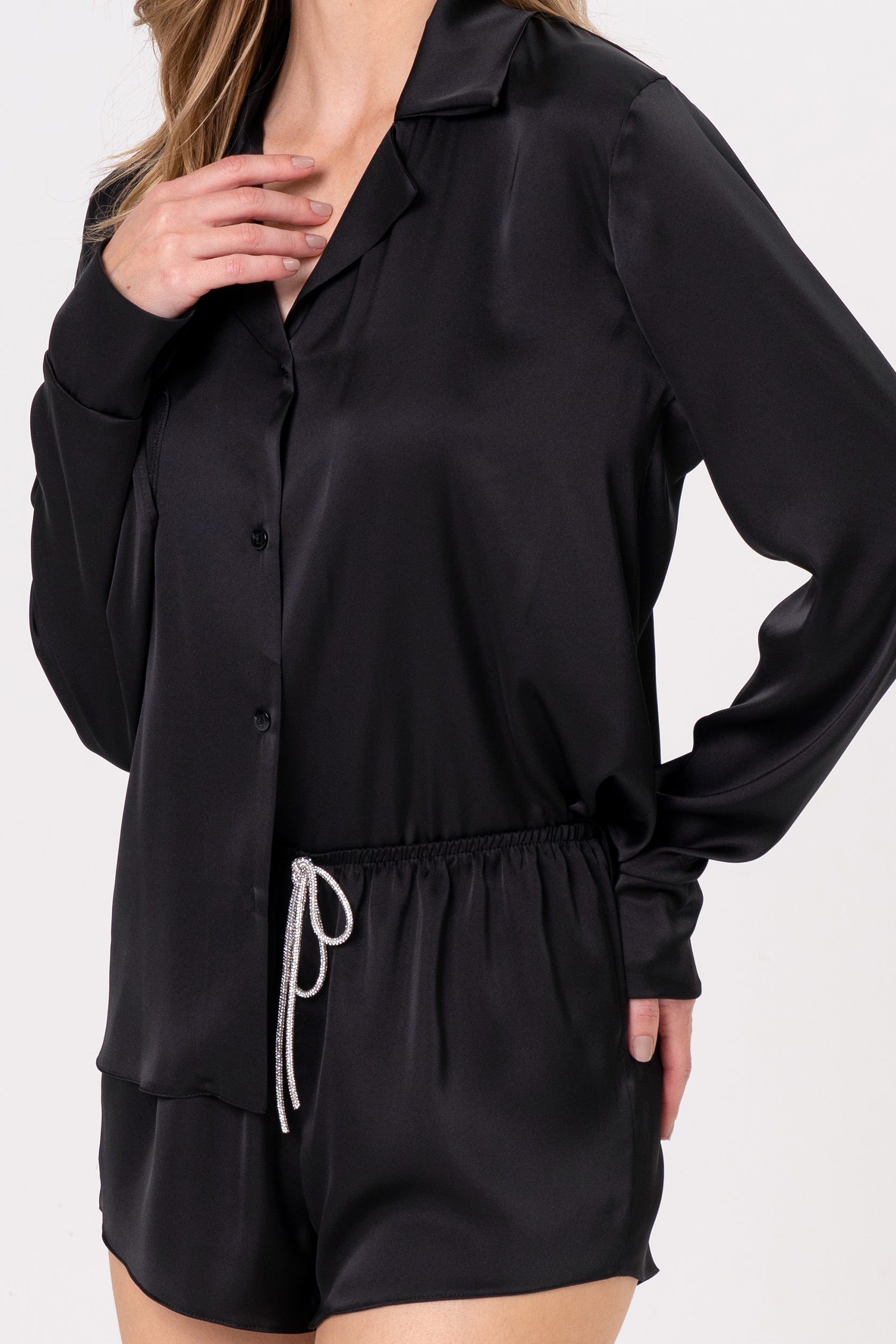Conjunto Pijama Americano Feminino Curto Cetim Preto com Cordão Brilho