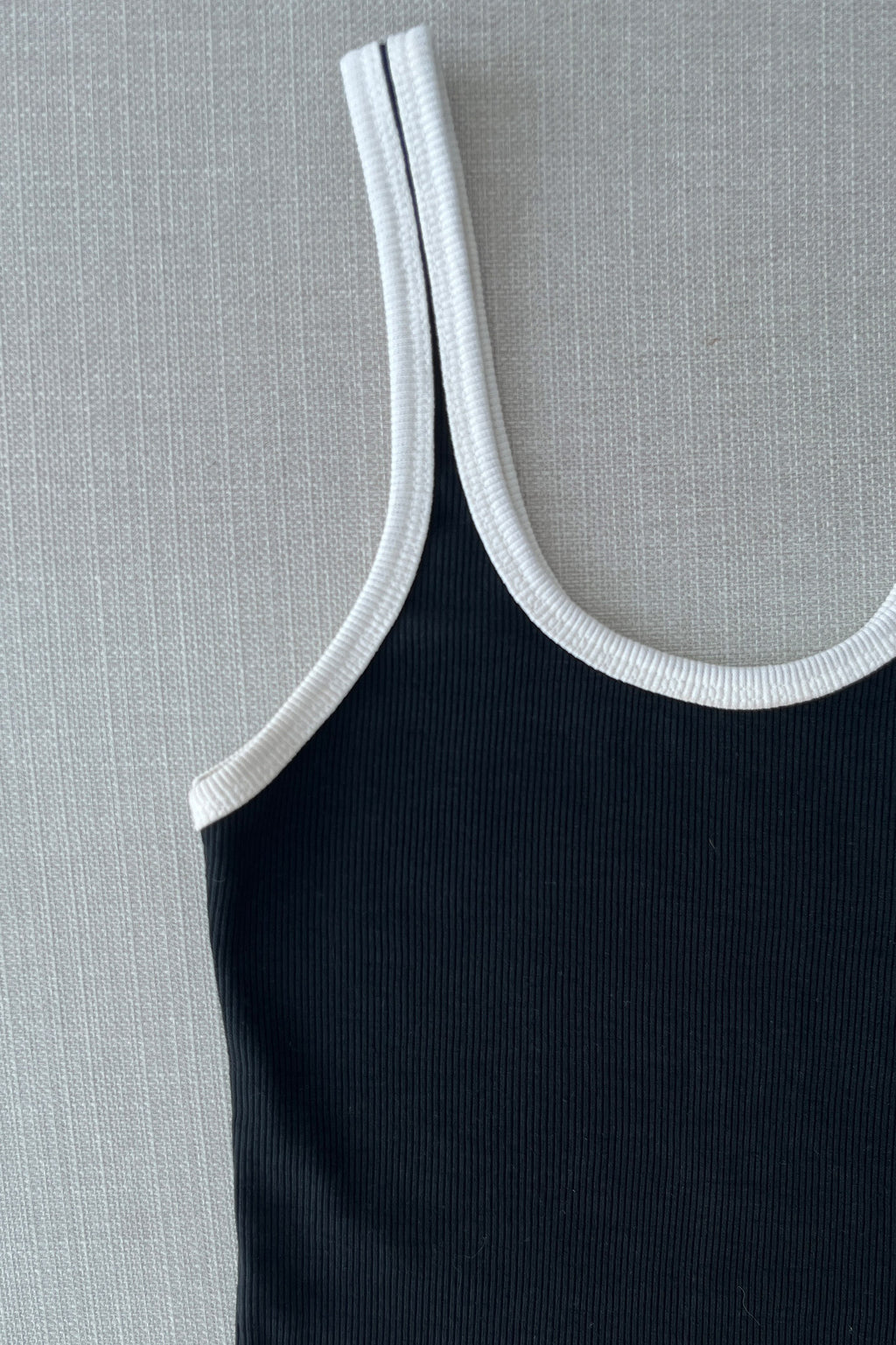 Regata Feminina Canelada Algodão Ribana Premium Preta com Branco